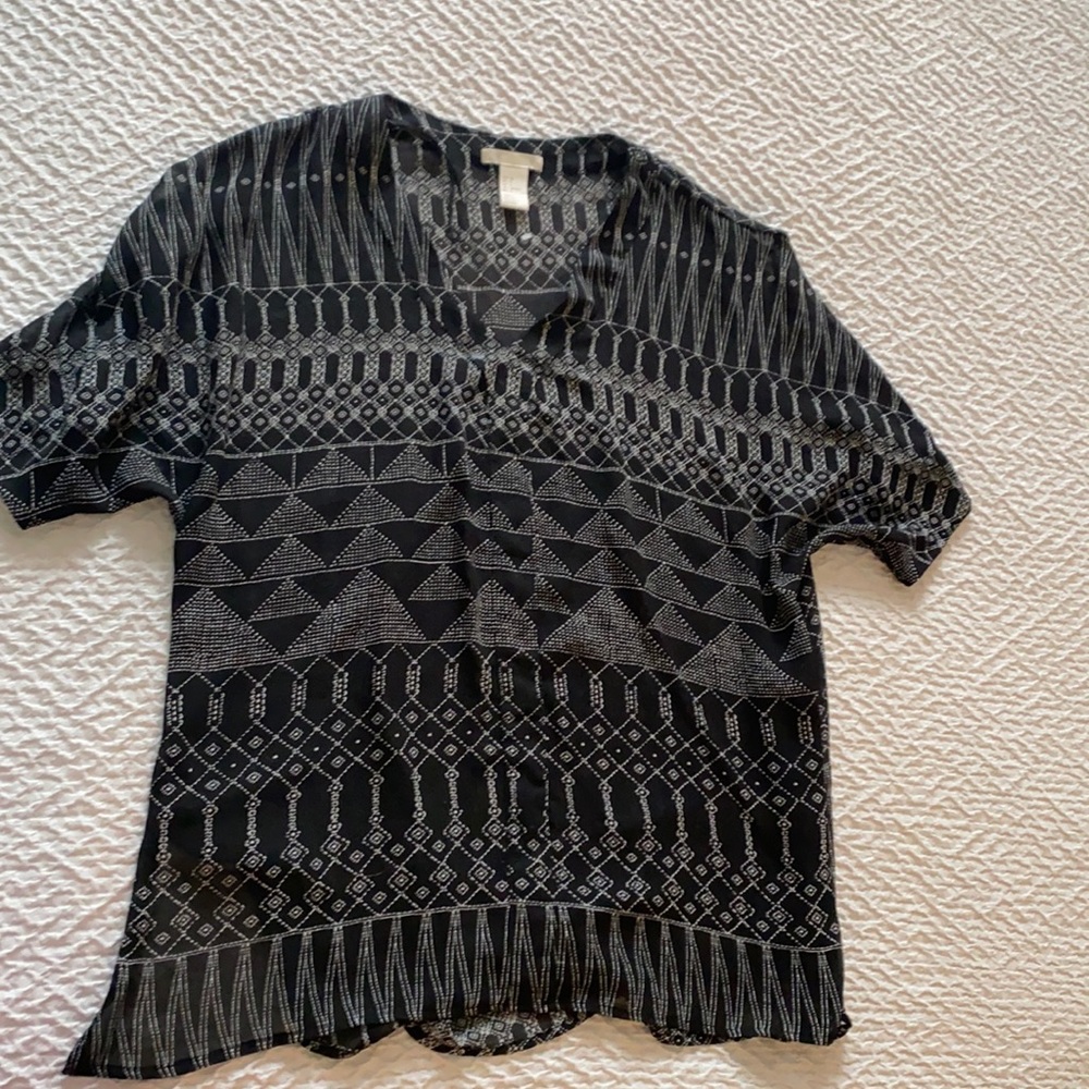 H and M black and white blouse